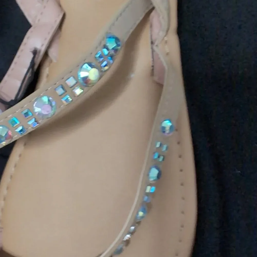 Candie's Sandals - Picture 3 of 4